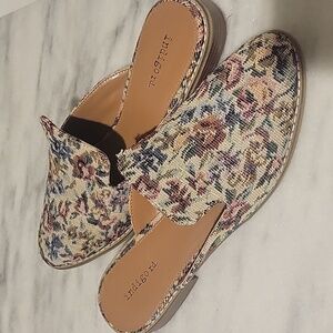 Indigo rd. Floral mules
